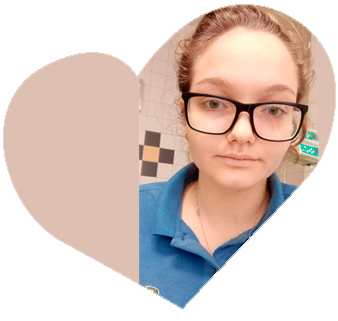 Оля Смолякова